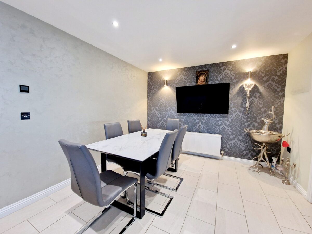 The Mews, ISLEWORTH, TW7