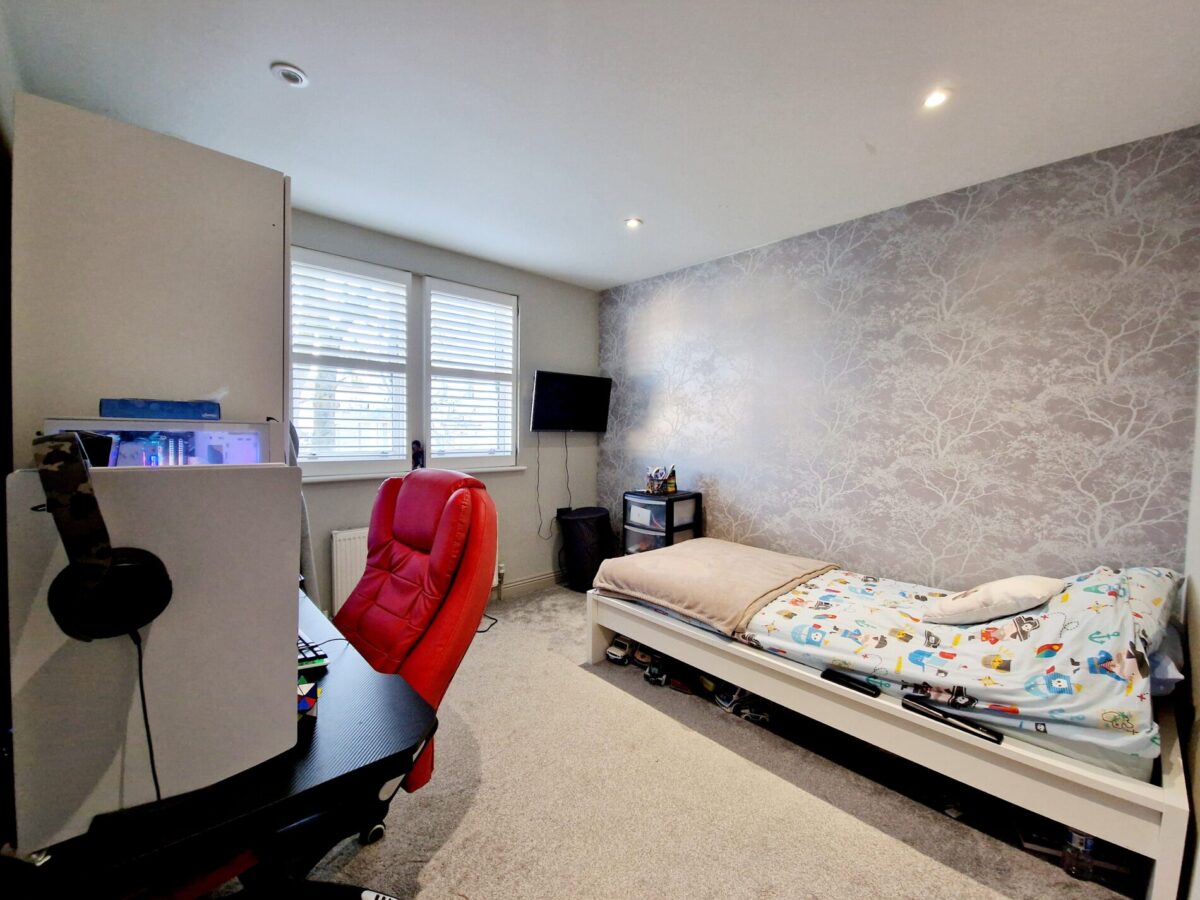 The Mews, ISLEWORTH, TW7