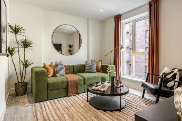 3 bedroom, 2 bathroom duplex
